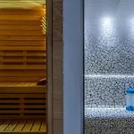 Nyaraló Cozy In With Sauna *