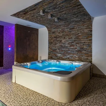 Дом отдыха Cozy In With Sauna